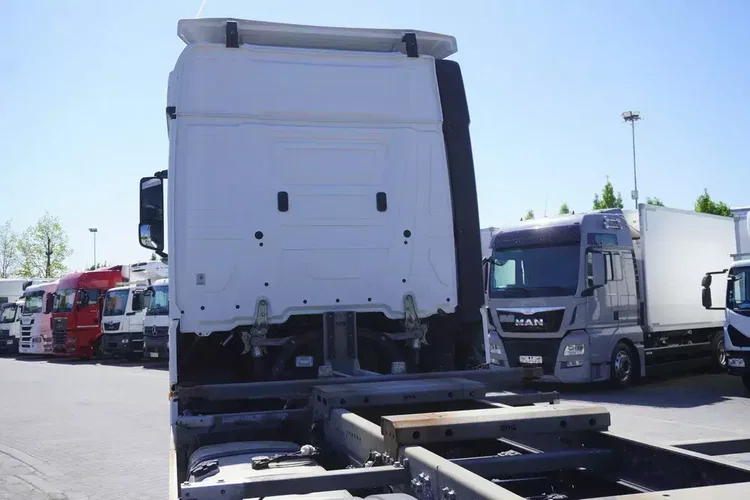 Mercedes Actros 2545 6×2 MP5 / FULL ADR / 12 sztuk zdjęcie 9