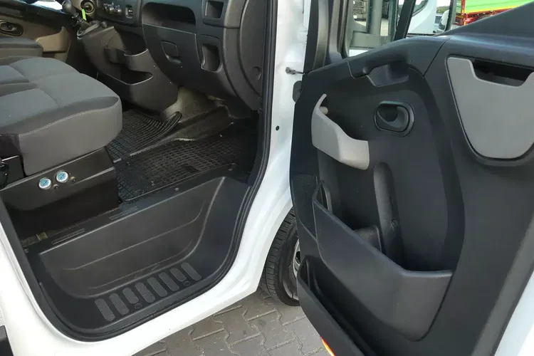Renault MASTER / LAWETA / PERFEKCYJNY STAN / WCIĄGARKA / HAK / zdjęcie 24