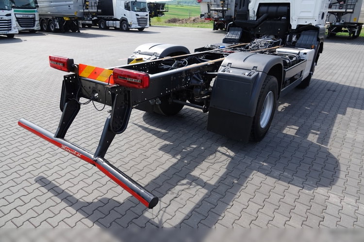 MAN TGS 18.420 / 4X4 /  RAMA DŁ. 5.6 M / NAVI / DO ZABUDOWY / SPROWADZONY  zdjęcie 19