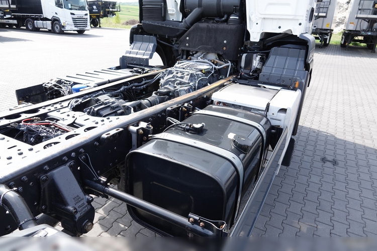 MAN TGS 18.420 / 4X4 /  RAMA DŁ. 5.6 M / NAVI / DO ZABUDOWY / SPROWADZONY  zdjęcie 20