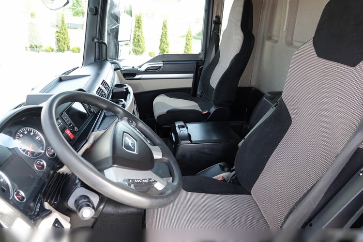 MAN TGS 18.420 / 4X4 /  RAMA DŁ. 5.6 M / NAVI / DO ZABUDOWY / SPROWADZONY  zdjęcie 28