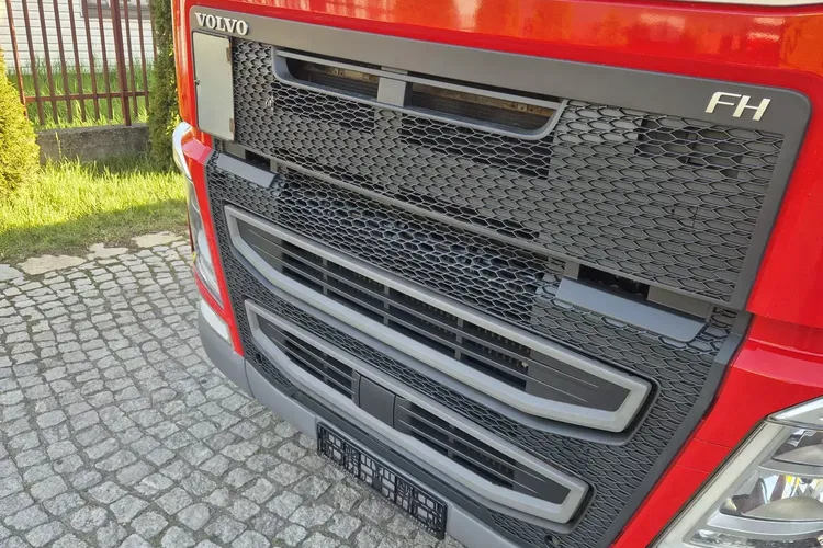 Volvo FH GLOBETROTTER zdjęcie 15