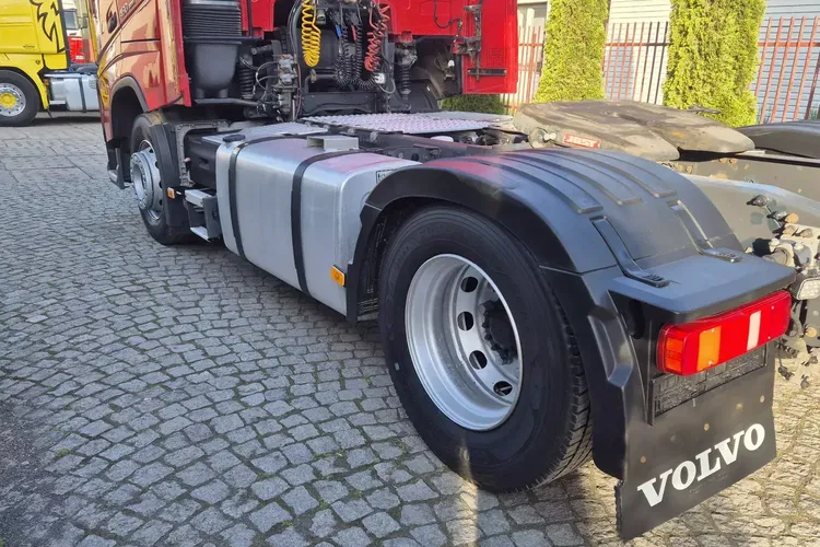 Volvo FH GLOBETROTTER zdjęcie 7