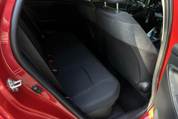 Toyota Yaris 1.5 Hybrid 116KM COMFORT STYLE TECH, salon Polska, gwarancja zdjęcie 25