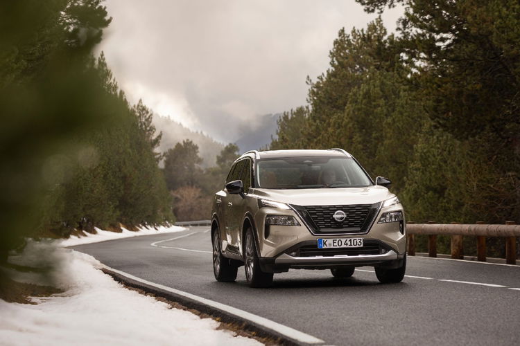 NISSAN X-Trail 1.5 VC-T mHEV N-Connecta 2WD Xtronic zdjęcie 6