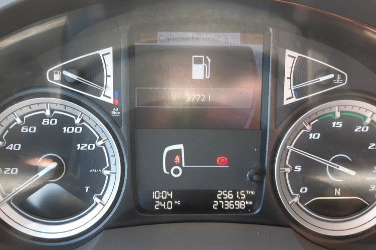 DAF CF 320 FA zdjęcie 4