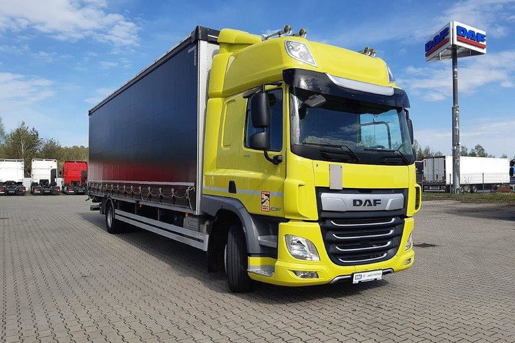 DAF CF 320 FA zdjęcie 6