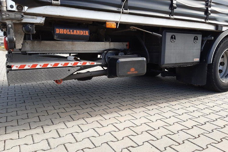 DAF CF 320 FA zdjęcie 7