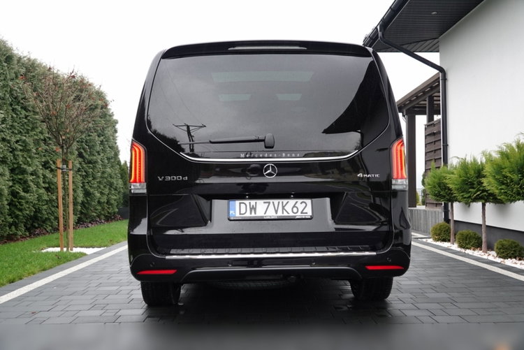 Mercedes -Benz V-Class V 300 d EXCLUSIVE długa zdjęcie 12