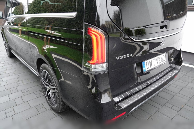 Mercedes -Benz V-Class V 300 d EXCLUSIVE długa zdjęcie 20