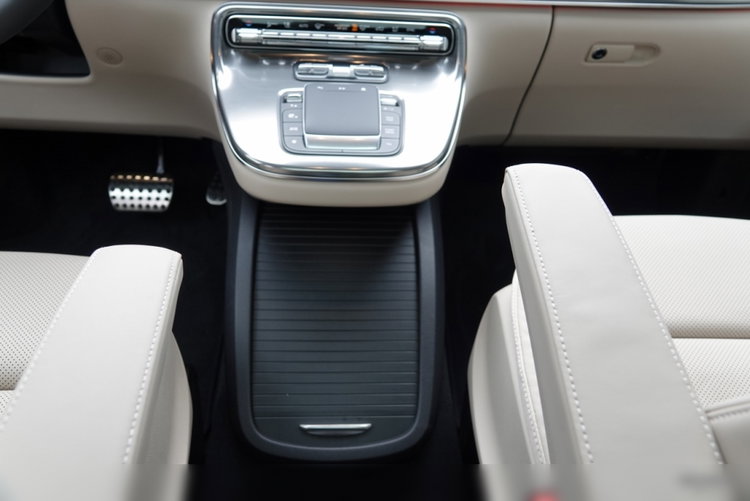 Mercedes -Benz V-Class V 300 d EXCLUSIVE długa zdjęcie 34