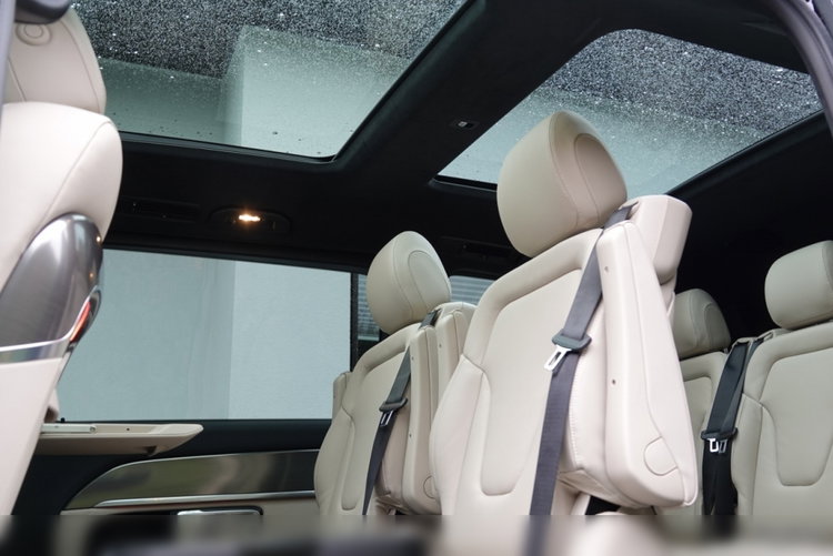 Mercedes -Benz V-Class V 300 d EXCLUSIVE długa zdjęcie 36