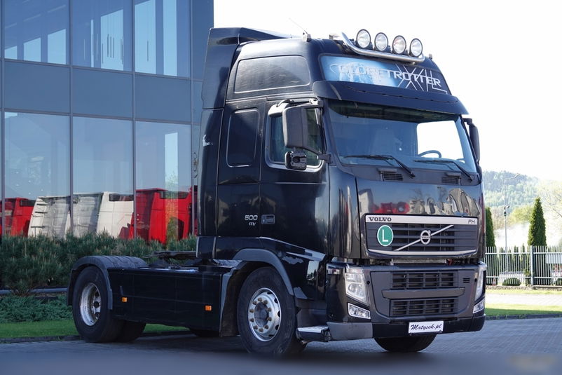 ciągnik siodłowy Volvo zdjęcie 1