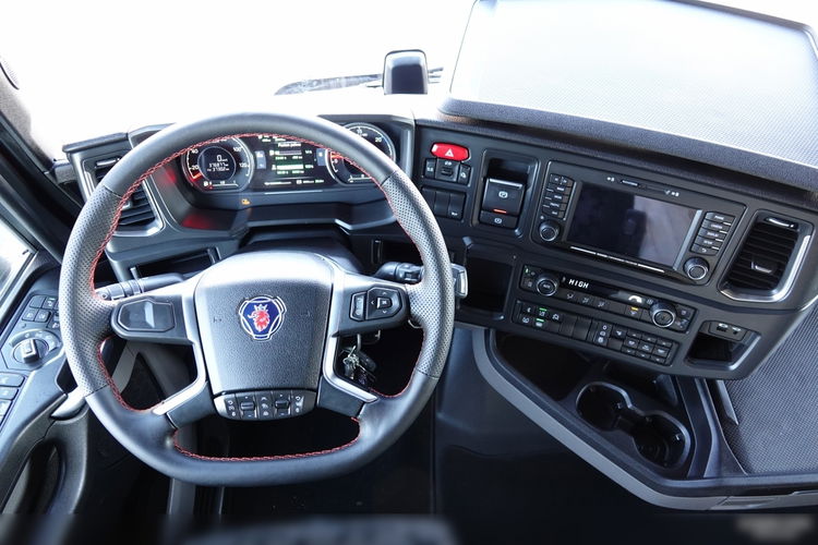 Scania S 530 / V8 /  RETARDER / NAVI / 2021 ROK / PO ZŁOTYM KONTRAKCIE SERWISOWYM zdjęcie 30
