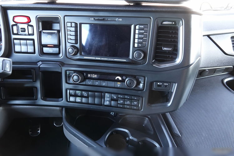 Scania S 530 / V8 /  RETARDER / NAVI / 2021 ROK / PO ZŁOTYM KONTRAKCIE SERWISOWYM zdjęcie 31