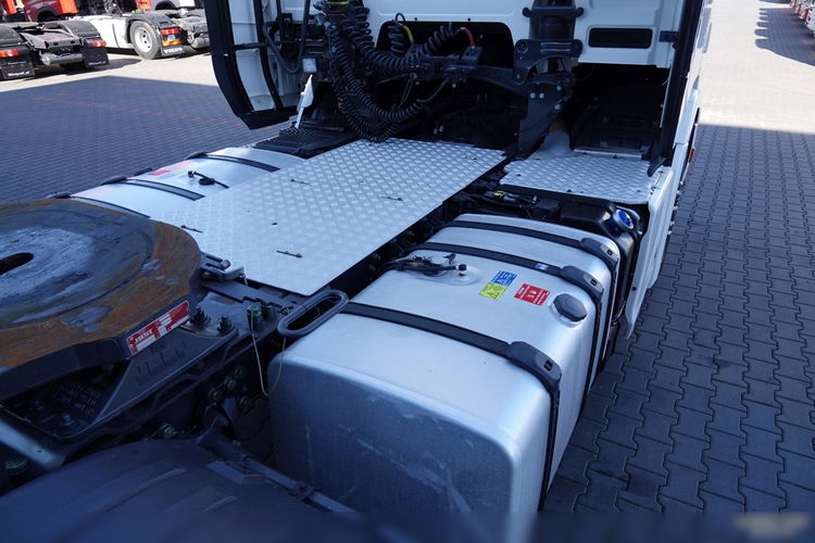 Scania R 450 / RETARDER / CAŁA NA PODUSZKACH / OPONY 100 % / ALUFELGI / SPROWADZONA / PO KONTRAKCIE SERWISOWYM zdjęcie 16
