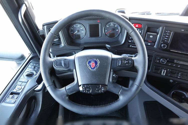 Scania R 450 / RETARDER / CAŁA NA PODUSZKACH / OPONY 100 % / ALUFELGI / SPROWADZONA / PO KONTRAKCIE SERWISOWYM zdjęcie 28