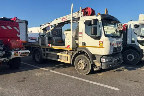 Renault D / WIERTNICA TELECOM 20 / 100 TYS KM / SPROWADZONE /
