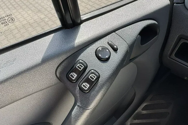 Mercedes Sprinter zdjęcie 26
