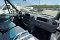 samochód dostawczy Mercedes zdjęcie 32