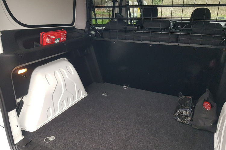 Fiat Doblo MAXI 5 OSÓB DŁUGI KLIMA 6-BIEGÓW KRAJOWY I-WŁAŚCICIEL FAKTURA VAT zdjęcie 19