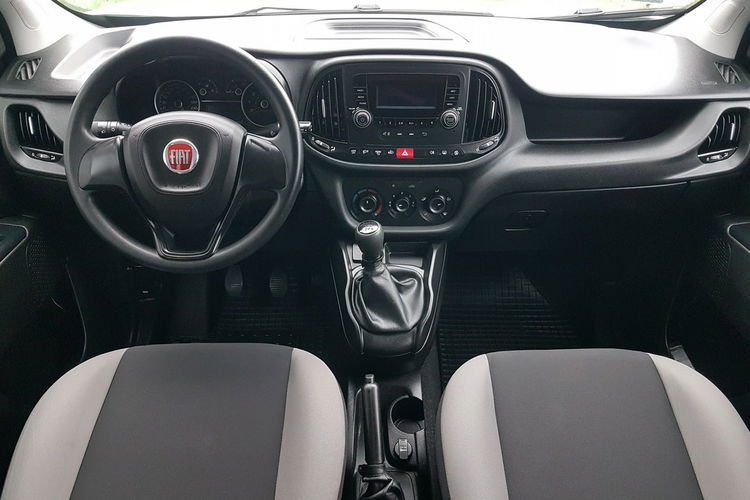 Fiat Doblo MAXI 5 OSÓB DŁUGI KLIMA 6-BIEGÓW KRAJOWY I-WŁAŚCICIEL FAKTURA VAT zdjęcie 24