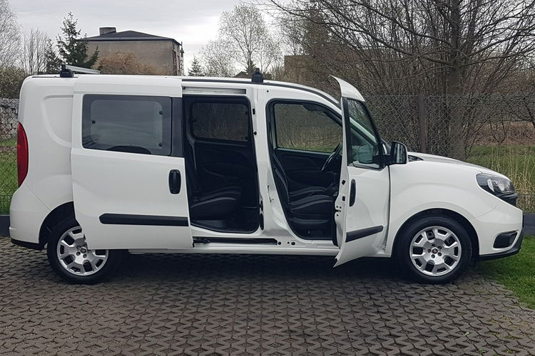 Fiat Doblo MAXI 5 OSÓB DŁUGI KLIMA 6-BIEGÓW KRAJOWY I-WŁAŚCICIEL FAKTURA VAT zdjęcie 35
