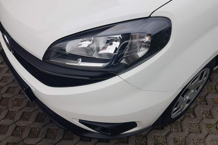Fiat Doblo MAXI 5 OSÓB DŁUGI KLIMA 6-BIEGÓW KRAJOWY I-WŁAŚCICIEL zdjęcie 31