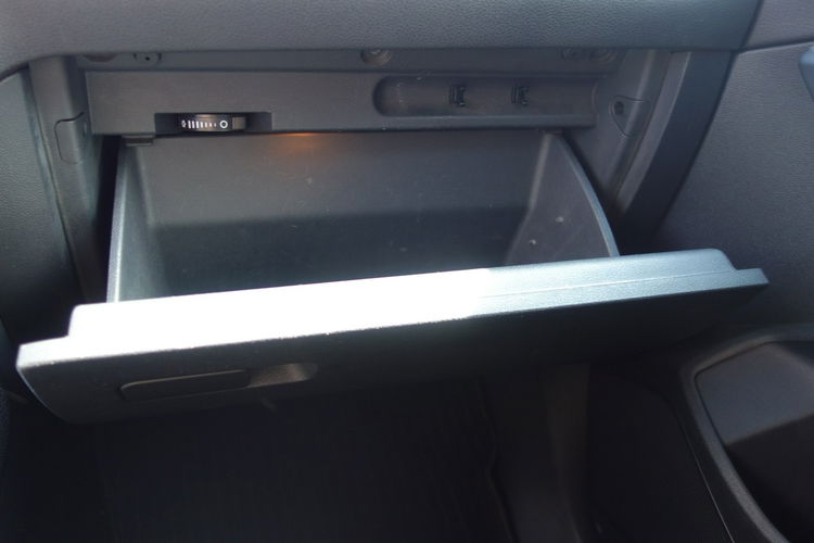 Touran Volkswagen Touran 2.0 TDI BMT Highline DSG zdjęcie 10