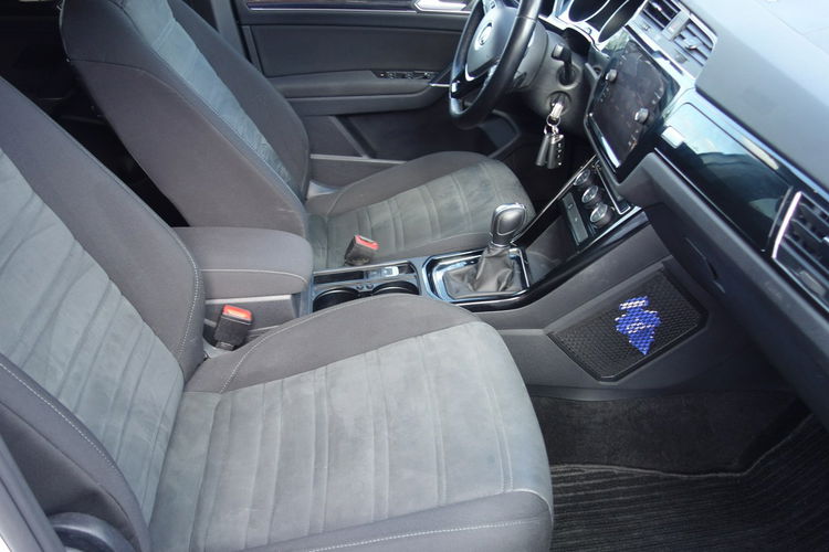 Touran Volkswagen Touran 2.0 TDI BMT Highline DSG zdjęcie 6