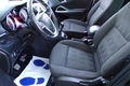 samochód osobowy Opel zdjęcie 19