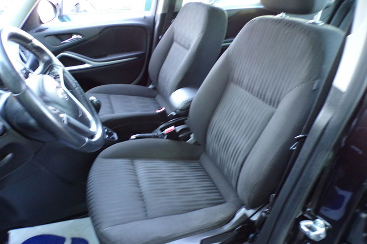 Opel Zafira Navi /Klimatronic /1.4 /140KM /I właść /2013r zdjęcie 25
