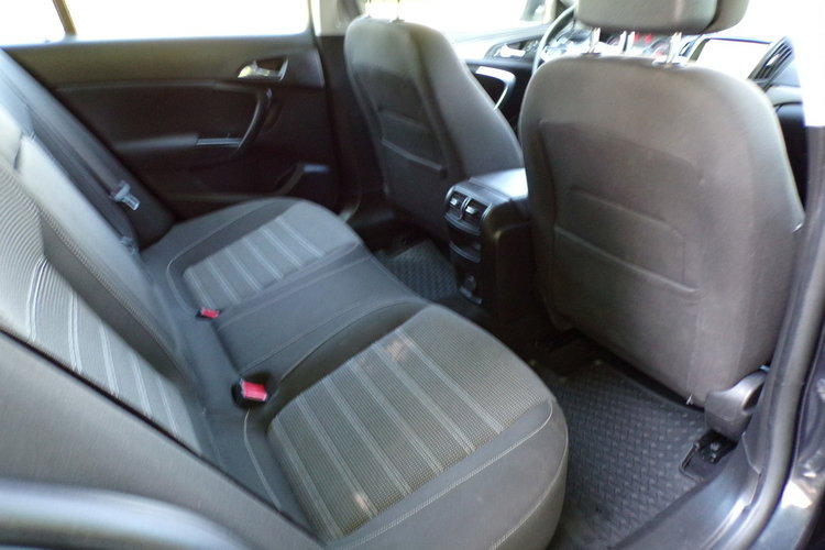 Opel Insignia Lift /Tablet /Navi /Klimatronic /1.4 /140KM /2015R/I Właść zdjęcie 34