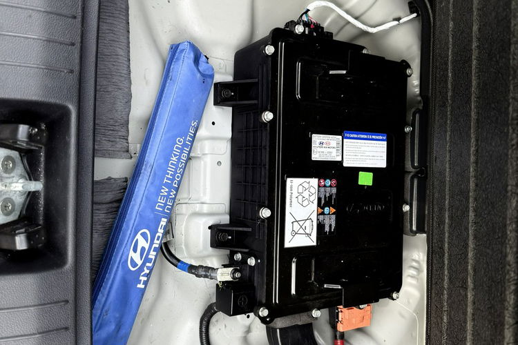 Hyundai Kona 48V. Virtual kokpit. Automat. Kamera . Hed-up. Navi. Skóra. Asystent zdjęcie 12