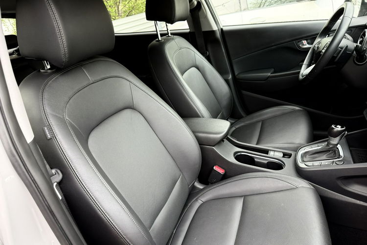 Hyundai Kona 48V. Virtual kokpit. Automat. Kamera . Hed-up. Navi. Skóra. Asystent zdjęcie 23