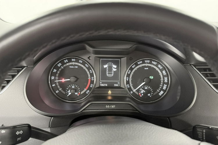 Skoda Octavia SCOUT 2.0 TDI 184KM DSG 4x4 AppleCar LED Duża Navi Tempomat Black HAK zdjęcie 41