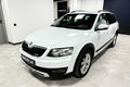 samochód osobowy Skoda zdjęcie 5