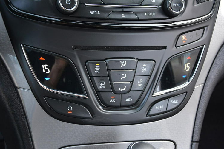 Insignia 1.6T(170KM) Duża Navi 2xParktr. Virtual Cokcpit Alu 17 Nowe Aso Opel zdjęcie 26