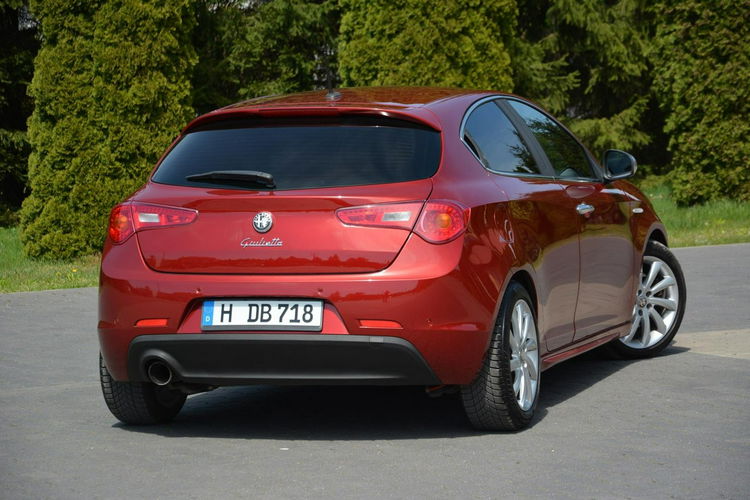 Alfa Romeo Giulietta 1.4T(170KM) Automat xenon ledy Navi czerwona nić Skóry Veloce Parkt. zdjęcie 15