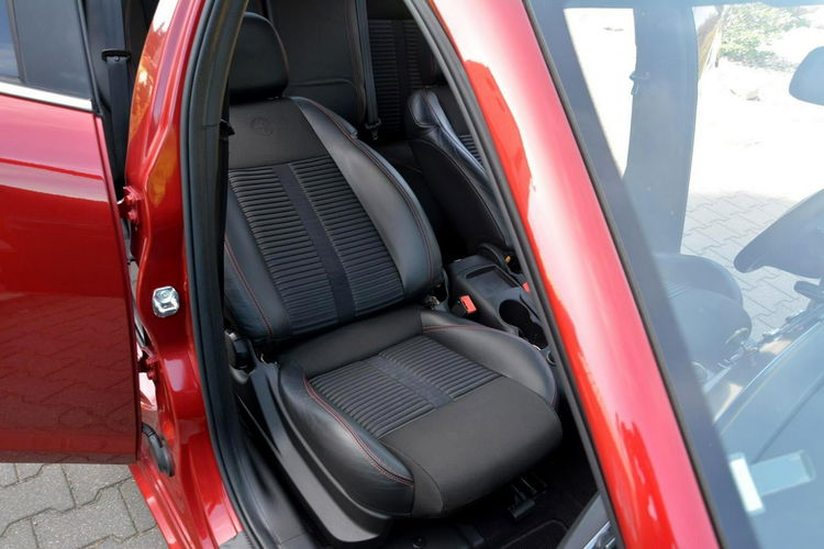 Alfa Romeo Giulietta 1.4T(170KM) Automat xenon ledy Navi czerwona nić Skóry Veloce Parkt. zdjęcie 18