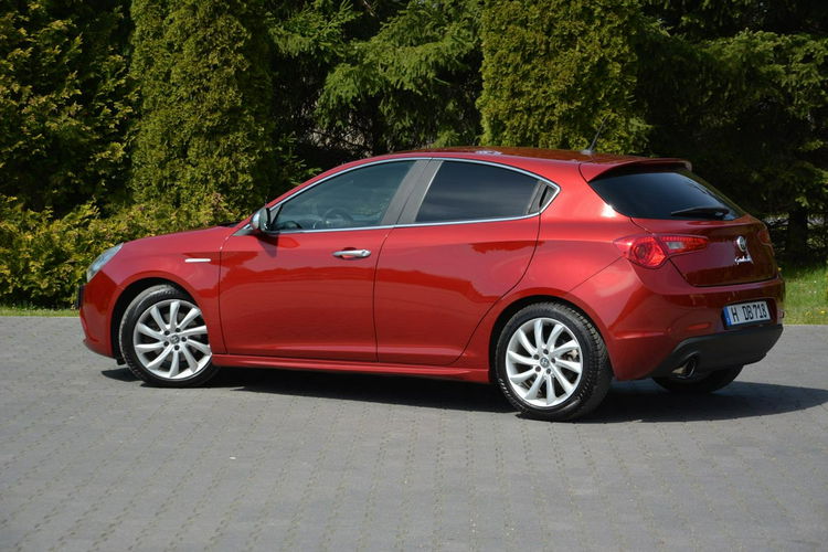 Alfa Romeo Giulietta 1.4T(170KM) Automat xenon ledy Navi czerwona nić Skóry Veloce Parkt. zdjęcie 6