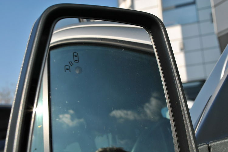 Tourneo Custom 2.0EcoBlue 185KM Hybrid M6 Sport 320L2 8-osobowy ASO Forda zdjęcie 35