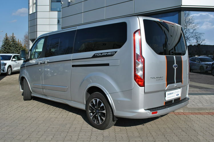 Tourneo Custom 2.0EcoBlue 185KM Hybrid M6 Sport 320L2 8-osobowy ASO Forda zdjęcie 6