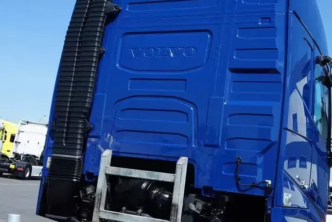 Volvo FH / 460 / ACC / EURO 6 / BDF / 7.15 , 7.45 , 7.82 M / NOWY MODEL zdjęcie 33