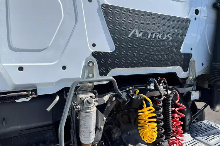 Mercedes ACTROS MP5 zdjęcie 27