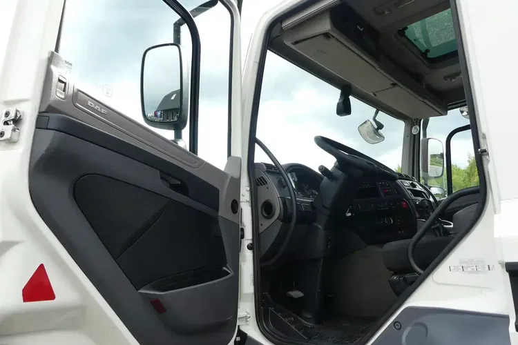 DAF CF 370 / 6x2 / CHŁODNIA 8.25 + WINDA / EURO 6 / 330 TYS KM / zdjęcie 17