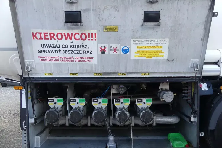 STOKOTA CYSTERNA PALIWOWA / 5 KOMOROWA / ON / BP / DRUKARKA / zdjęcie 24