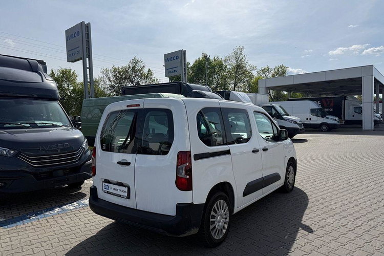 TOYOTA Proace CITY VERSO zdjęcie 4
