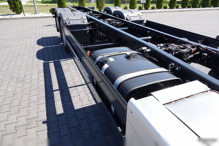 MAN TGX 26.520 / 6x2 / RAMA DŁ. 9.1M / OŚ PODNOSZONA / SKRĘTNA  / DO ZABUDOWY / FABRYCZNIE NOWY  zdjęcie 21
