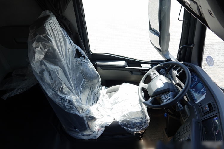 MAN TGX 26.520 / 6x2 / RAMA DŁ. 9.1M / OŚ PODNOSZONA / SKRĘTNA  / DO ZABUDOWY / FABRYCZNIE NOWY  zdjęcie 32